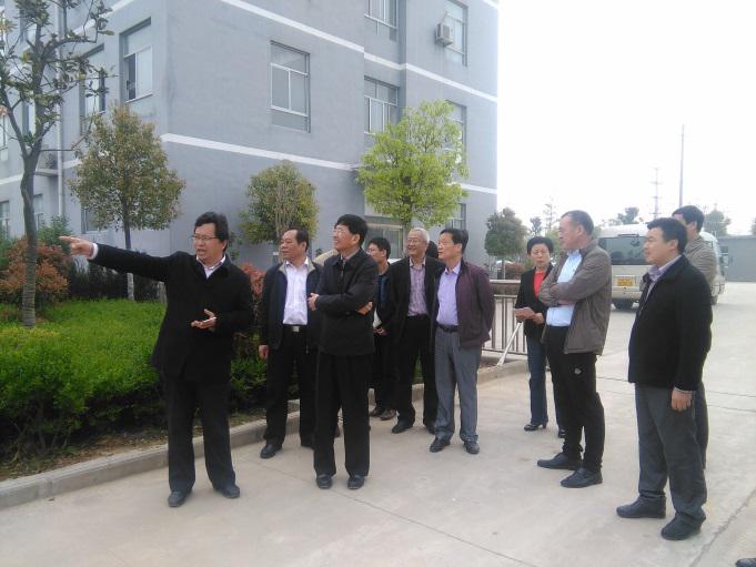 Chairman of the CPPCC went to ANHUI DEXINJIA BIO&PHARM CO.,LTD to have a visit on April 11, 2016